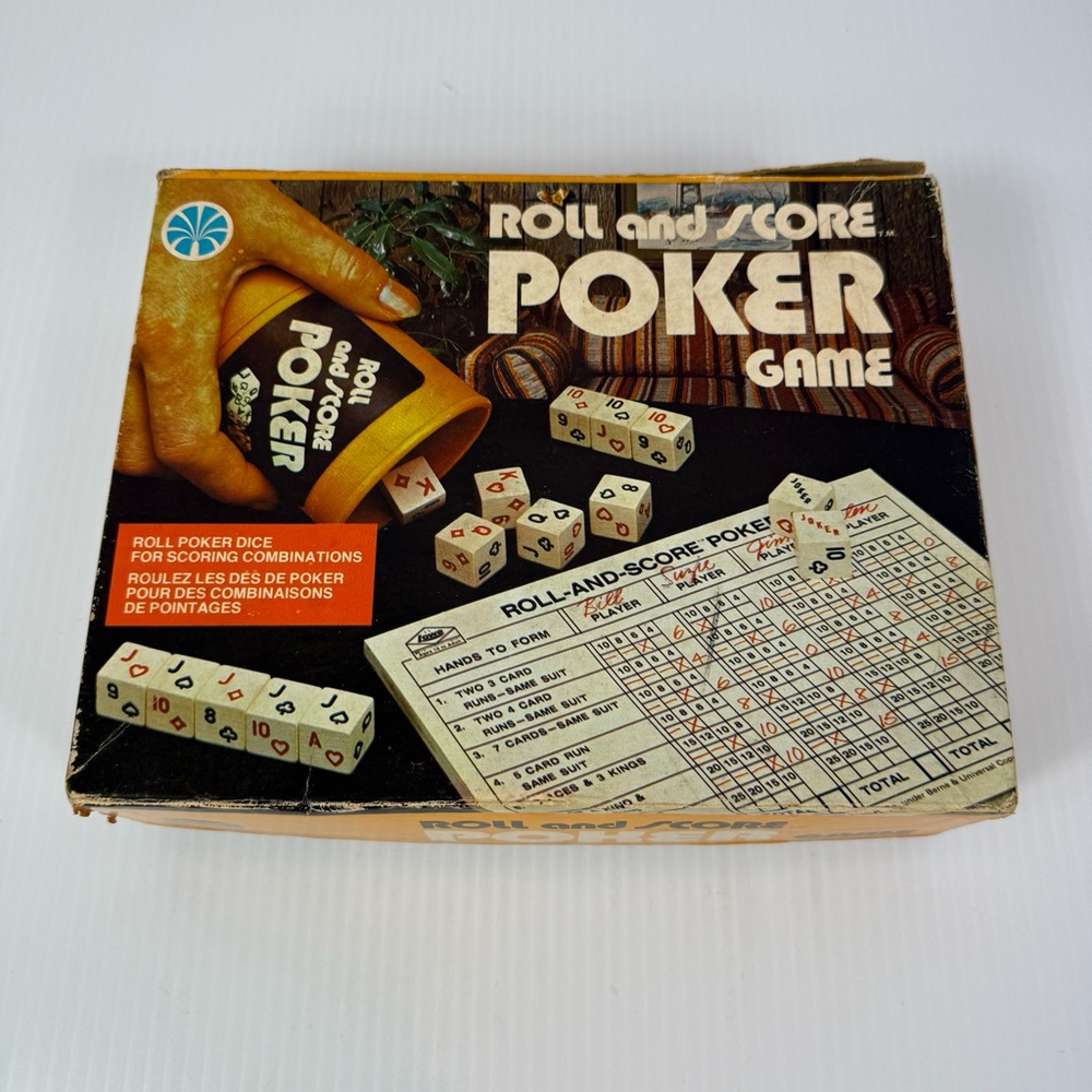 Vintage Roll and Score Poker Dice Game 1977 E.S. Lowe Mixed Lot of Dice